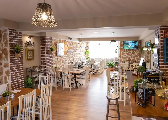 Rodos House ゲストハウス ポモリエ