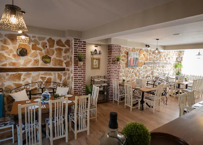 Rodos House ポモリエ